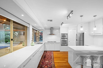 10 Decora Court, Wanneroo, WA 6065, 5 Schlafzimmer, 3 Badezimmer, House