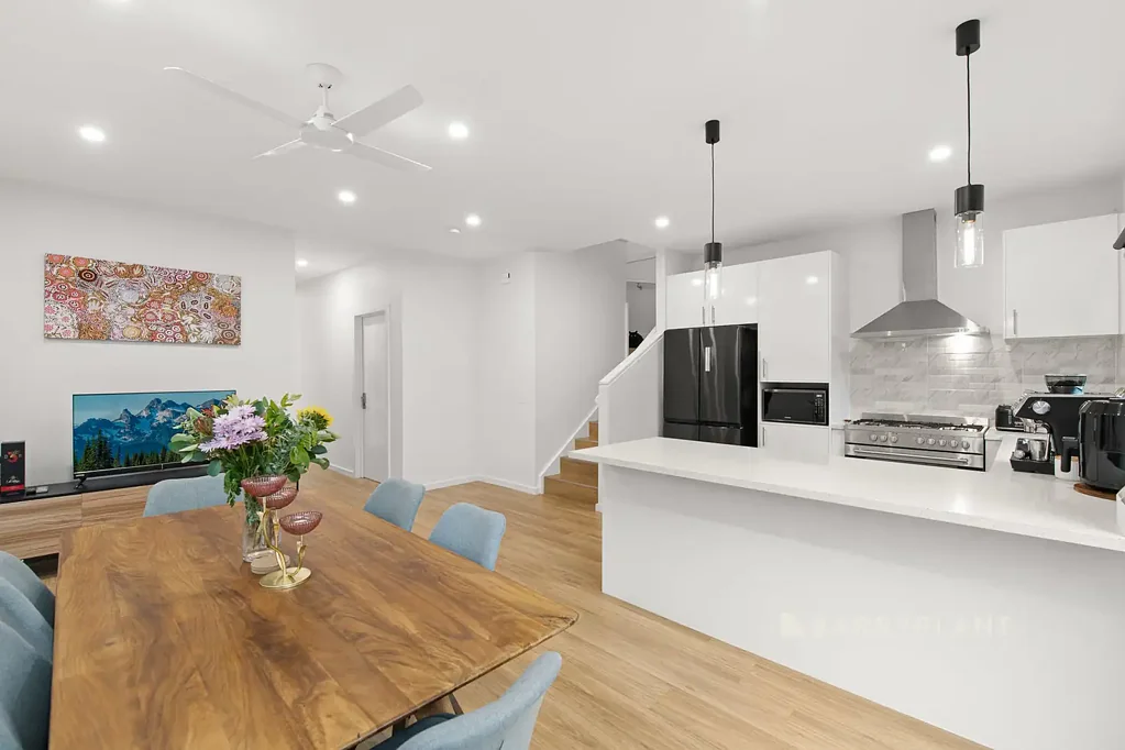 Narre Warren 3Kwarto Modern Design Meets Everyday Convenience