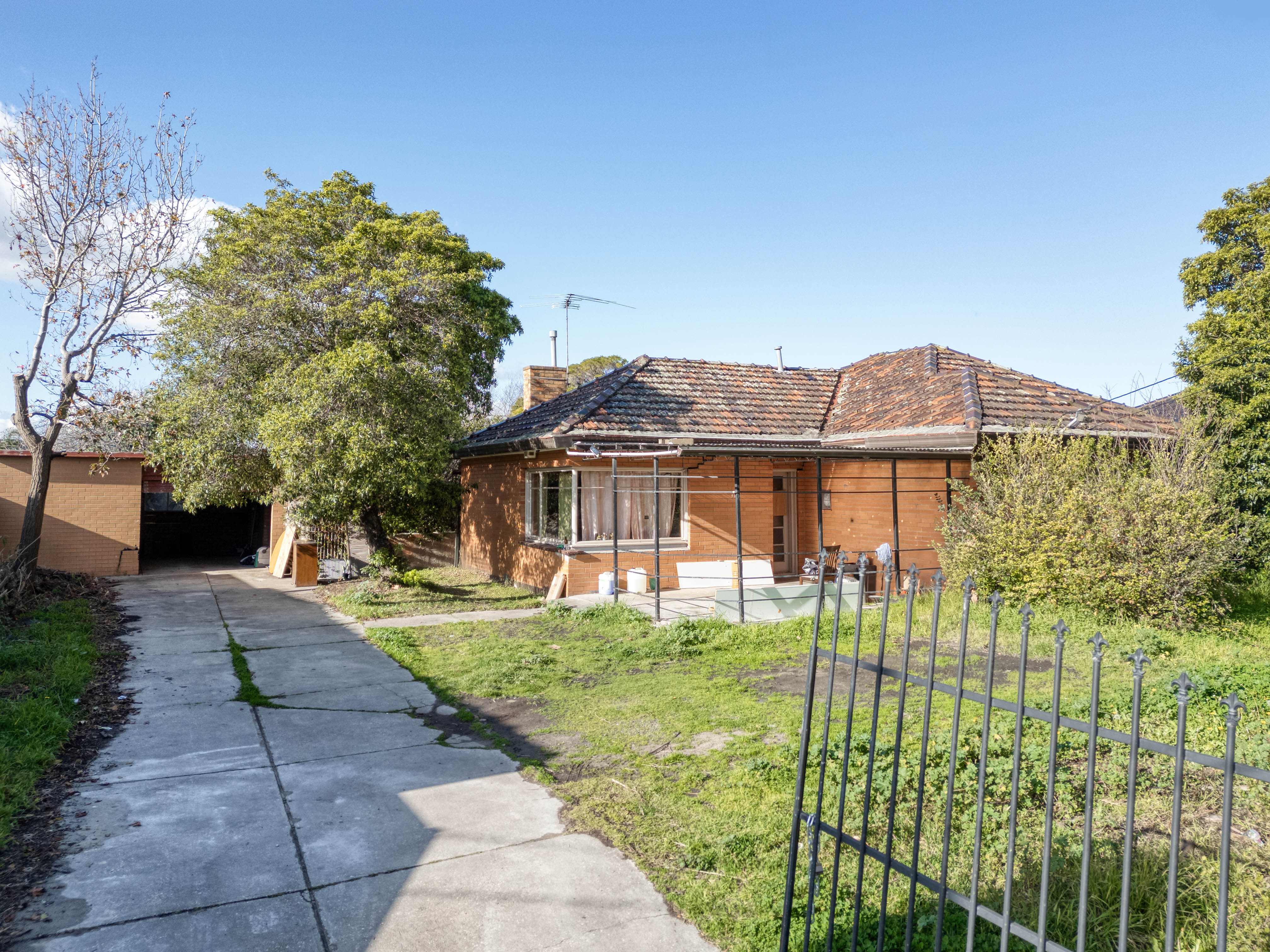 2 OLDFIELD ST, SUNSHINE WEST VIC 3020, 0 chambres, 0 salles de bain, House