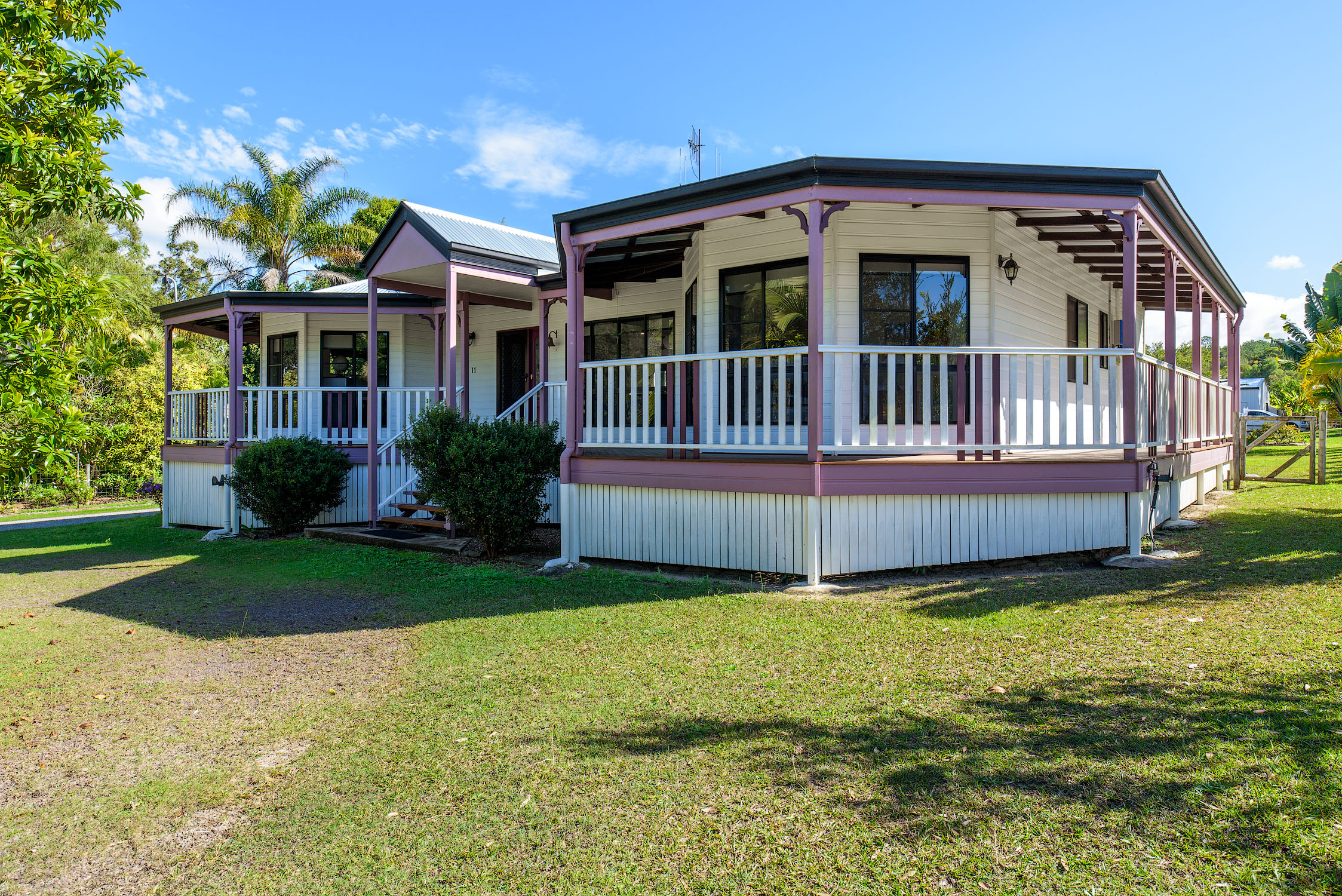 11 MAYFLOWER AV, COOLOOLA COVE QLD 4580, 0房, 0浴, House