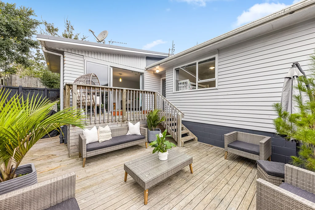 1/729 Beach Road, Browns Bay, North Shore City, Auckland