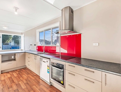 24 Orontes Street, Shirley, Christchurch City, 4 Kuwarto, 1 Banyo, House