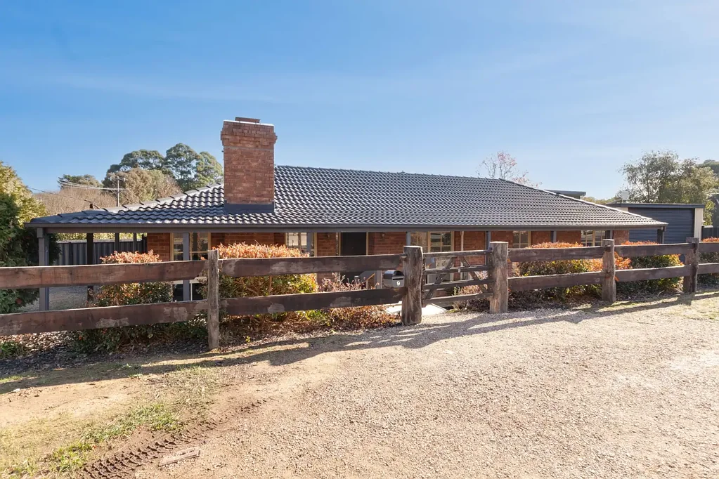9 Ryans Road, Waterford Park, VIC 3658