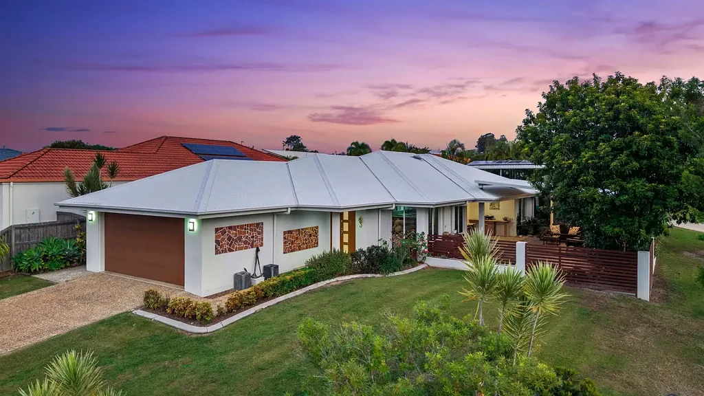 7 Bayley Court, Urraween, QLD 4655