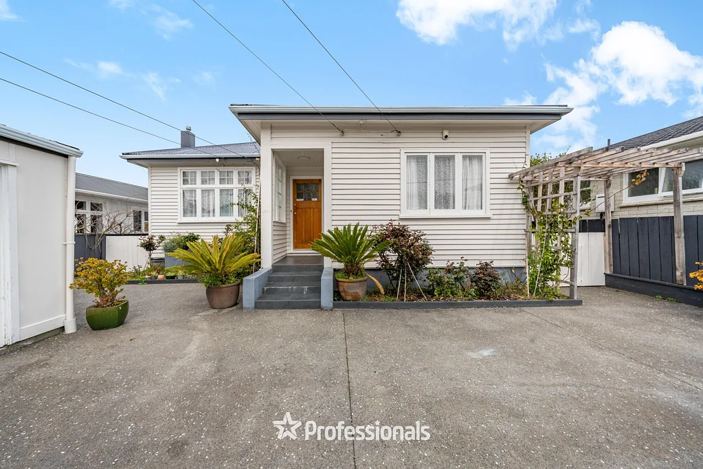 Lower Hutt 3ห้องนอน PRICED TO GRAB YOUR ATTENTION!