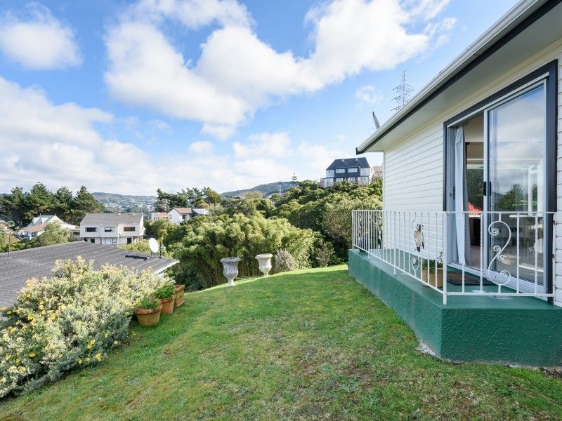 67 Chartwell Drive, Crofton Downs, Wellington, 2 rūma, 1 rūma horoi