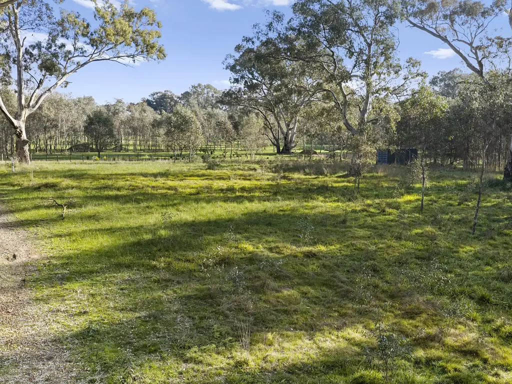 Merton VACANT ACREAGE WITH PLANNING PERMIT