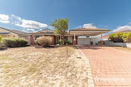 24 Rawlinna Heights, Ballajura