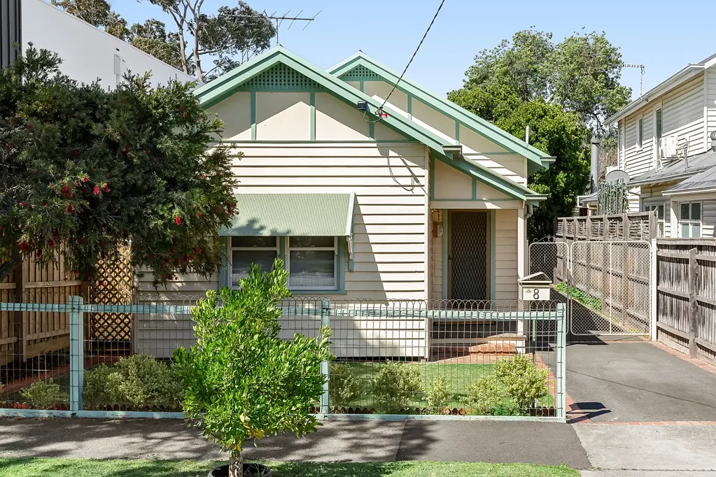 Brighton East 3Kwarto Charming 1920's Home With Exciting Scope for Development