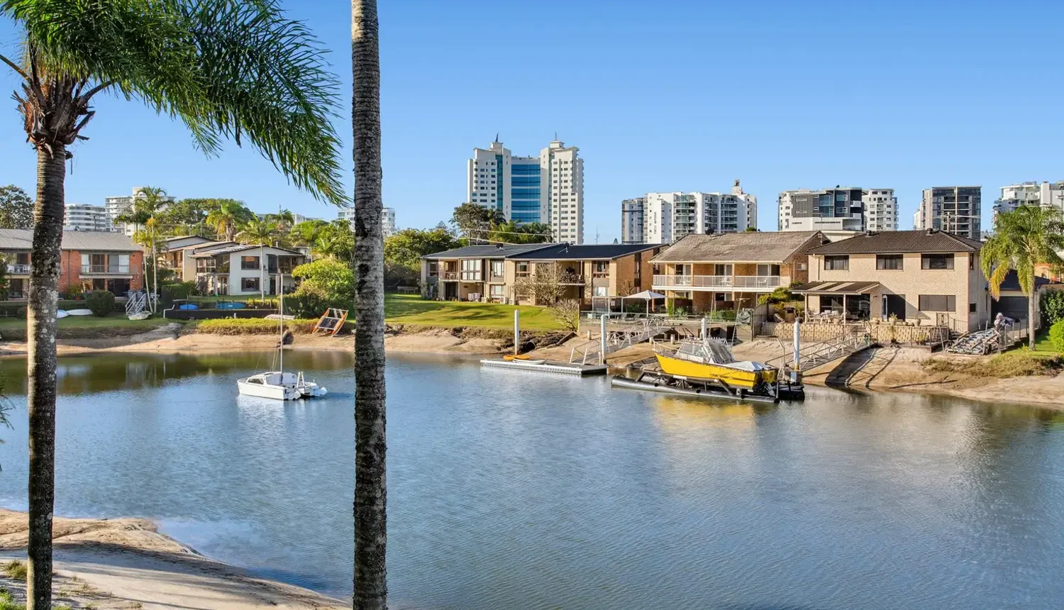 Unit 5/8 TARWARRI CRESCENT, MOOLOOLABA, 0 Kuwarto, 0 Banyo, Unit