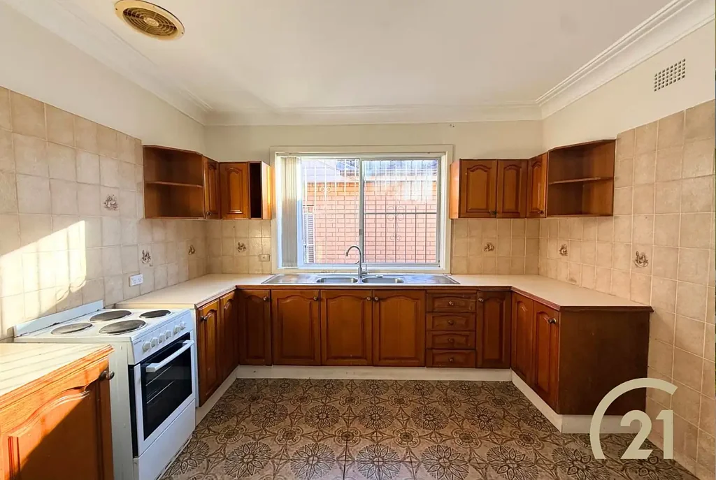 Versatile Family Living!