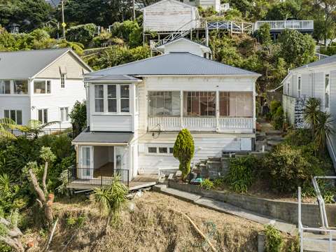Thorndon 4房  Million-Dollar Views with Endless Potential