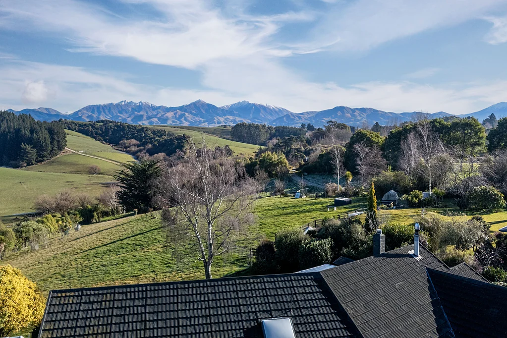 Geraldine 3房  Views, space and easy living