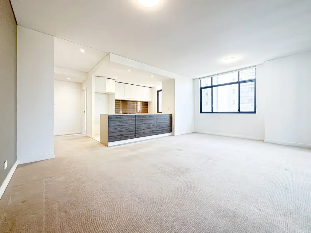 Two-bedroom apartment with two car spaces!