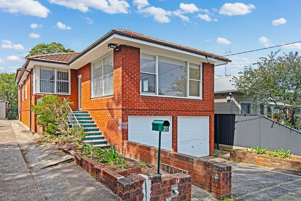 Spacious Five Bedroom Family Home