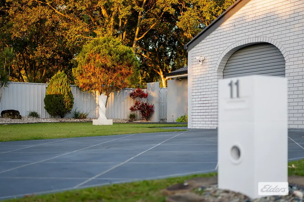 11 Hibbertia Court, Springwood, QLD 4127