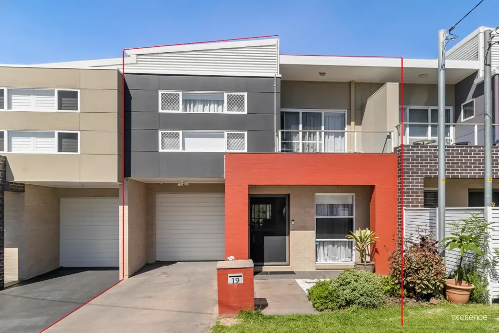 19 Vincent Street, Warners Bay, NSW 2282