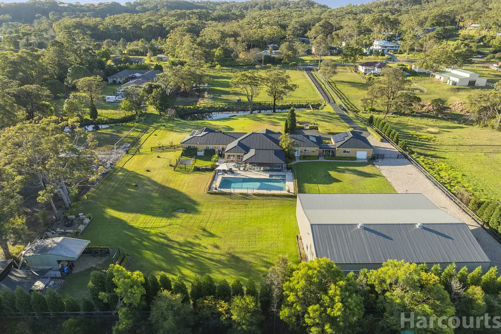8 Casson Avenue, Eleebana, NSW 2282