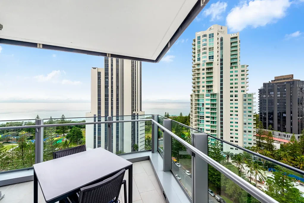 Broadbeach 2 Slaapkamer Luxury Broadbeach Living - Will be sold!