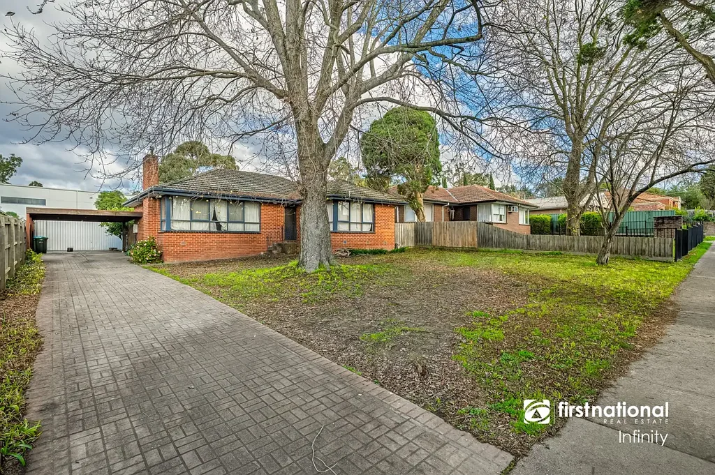 Croydon 3Phòng ngủ Level with spacious allotment & Boasts Great Dimensions