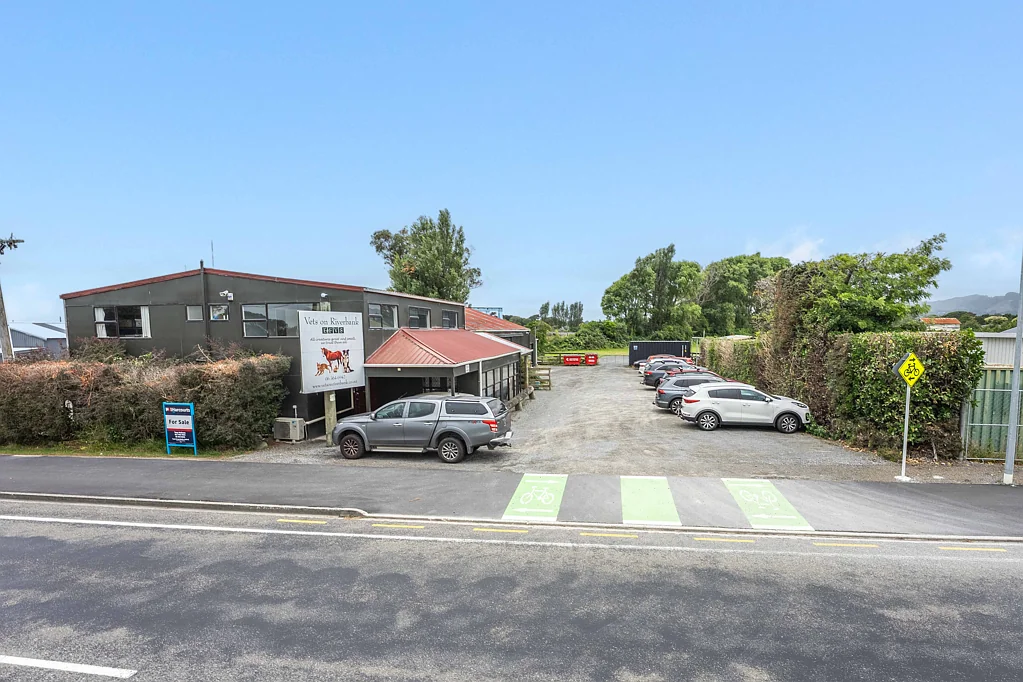 Otaki Versatile 530m² Industrial Commercial Opportunity!
