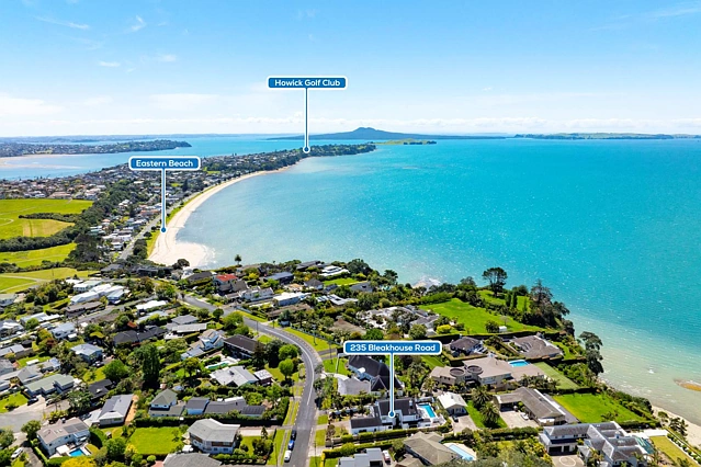 235 Bleakhouse Road, Mellons Bay, Manukau City