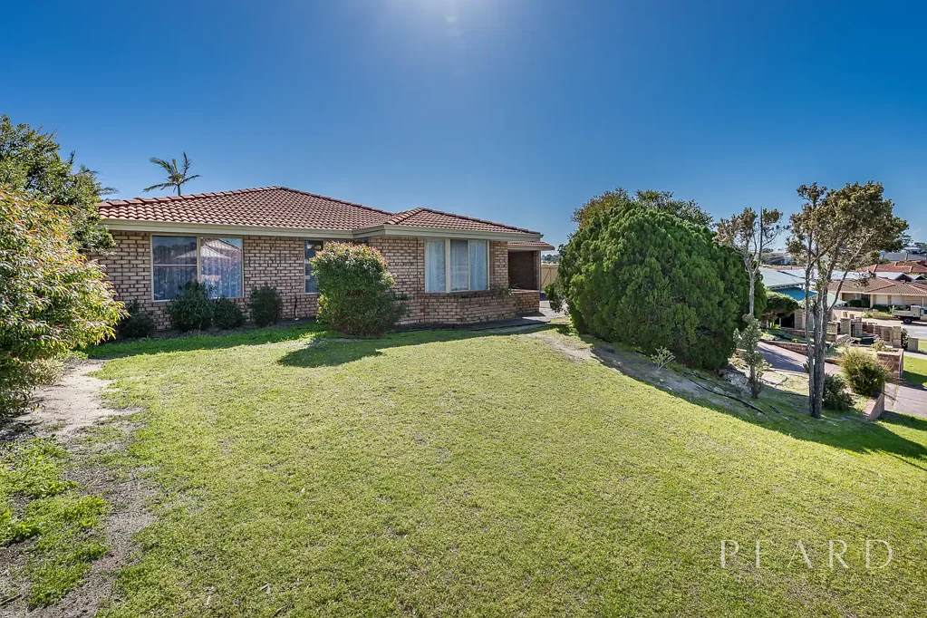 4 Bascombe Rise, Hillarys, WA 6025