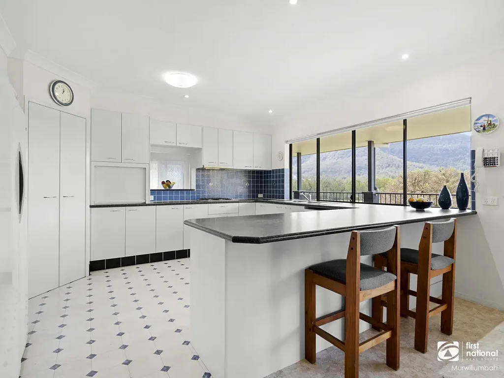 Peaceful Rural Retreat with Stunning Caldera Views & Pool Living Near Tyalgum
