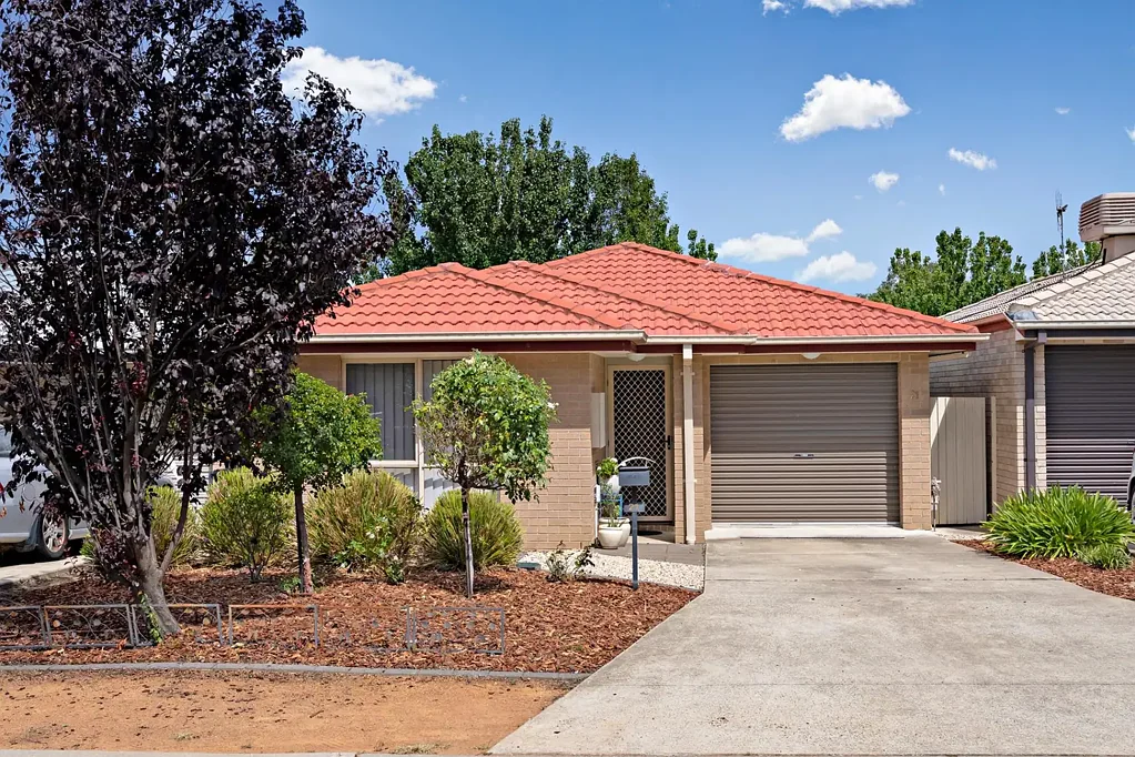21 Jeff Snell Crescent, Dunlop, ACT 2615
