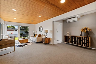 6 Skilling Place, Farm Cove, Manukau City