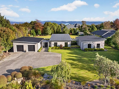 Masterton 4房  Exceptional Lansdowne Residence!