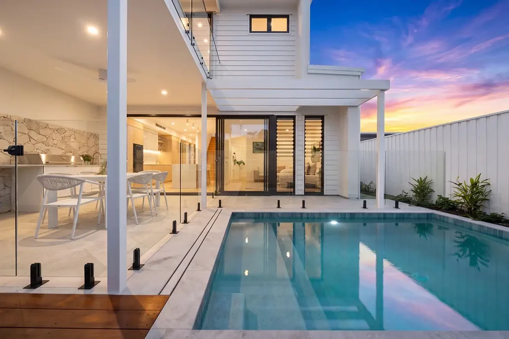 Warana 3 Bedroom Exceptional Quality. Enviable Warana Beach Oceanic Lifestyle.