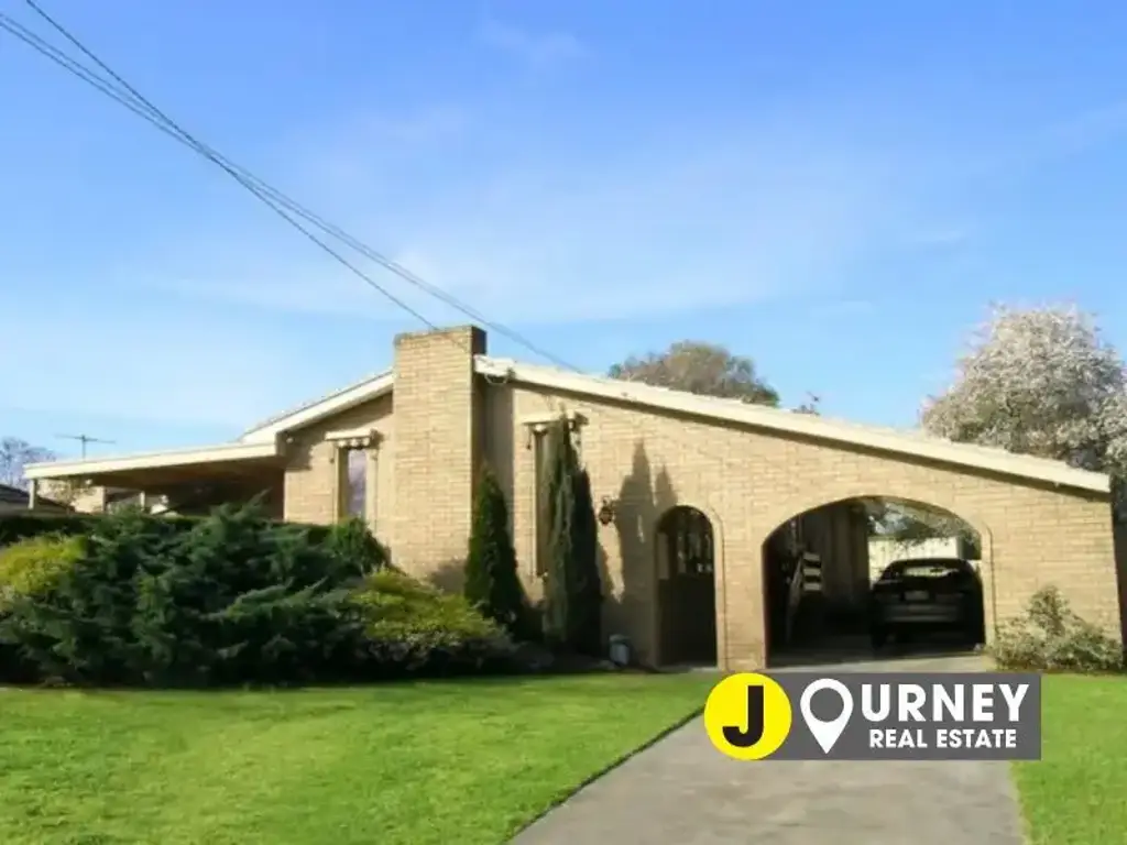 Family home close to amenities!