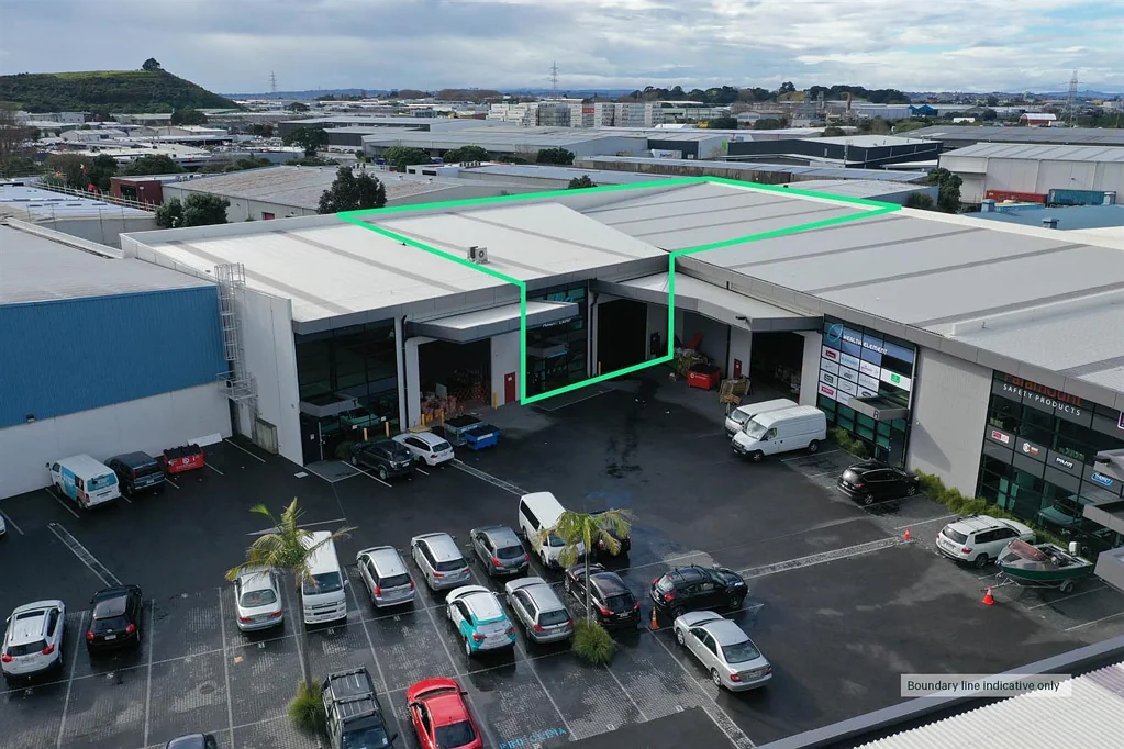 Penrose CBRE l 1,332sqm High Stud Industrial