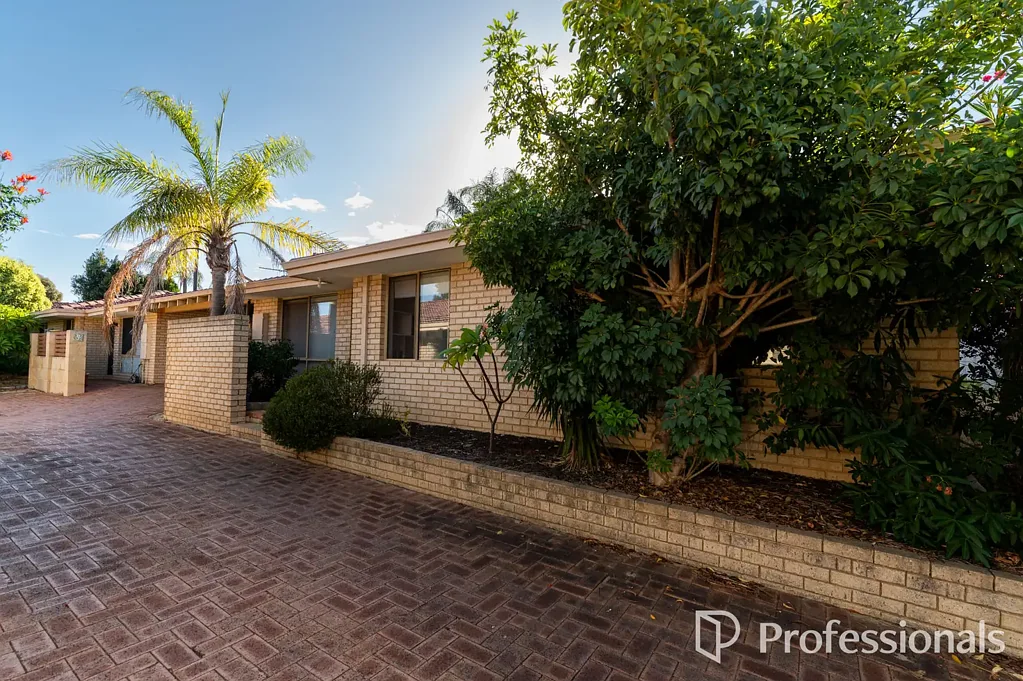 10/23 Cromwell Road, Alexander Heights, WA 6064
