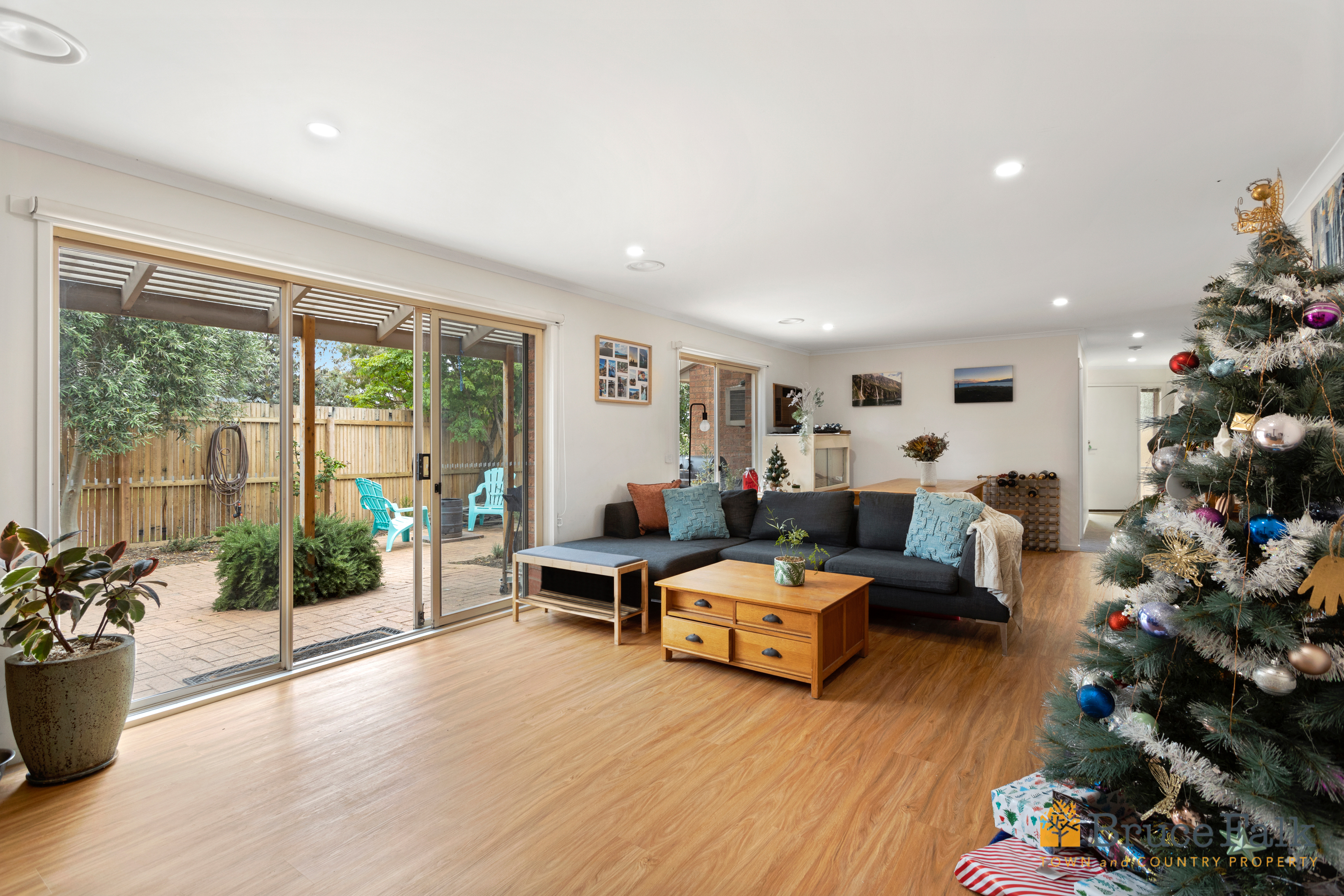 112 SLADEN ST, HAMLYN HEIGHTS VIC 3215, 0房, 0浴, House