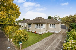 182 Vogel Street, Roslyn