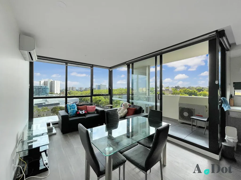Fully Furnished Inner-City Apartment with Beautiful View
