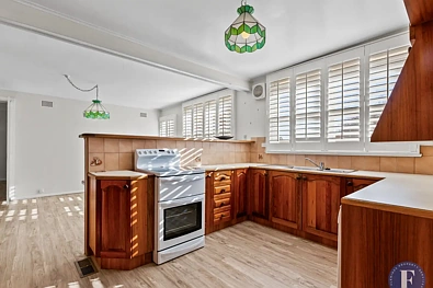 15 White Street, Young, NSW 2594, 4 Bedrooms, 2 Bathrooms, House