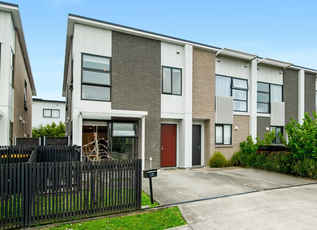 Swanson 3 Bedroom Prime Position | Modern Conveniences
