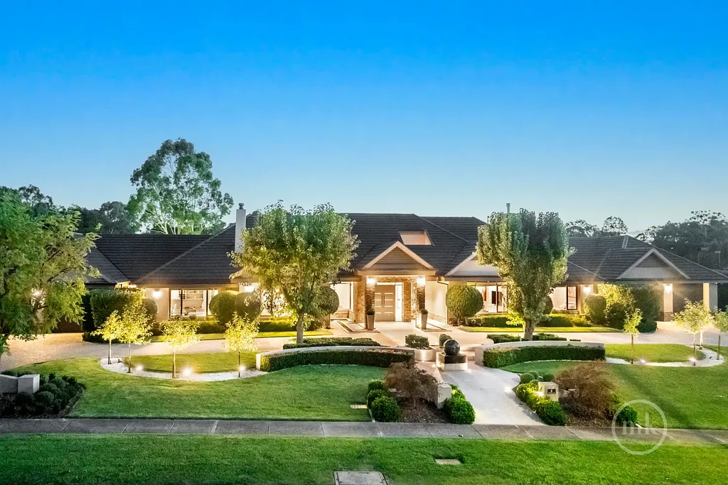 Lower Plenty 5Zimmer Sophisticated Living In Premier Setting