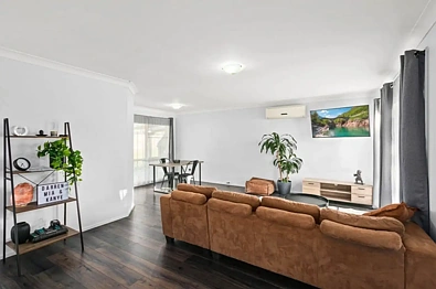 39 Corunna Crescent, Flinders, NSW 2529, 3房, 1浴, Unit