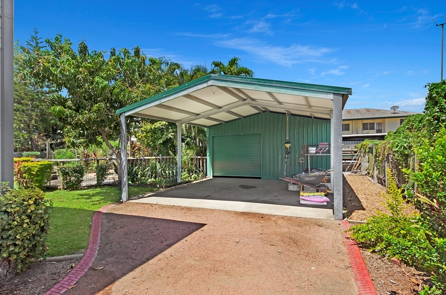 32 SURREY ST, HYDE PARK QLD 4812, 0 Bedrooms, 0 Bathrooms, House