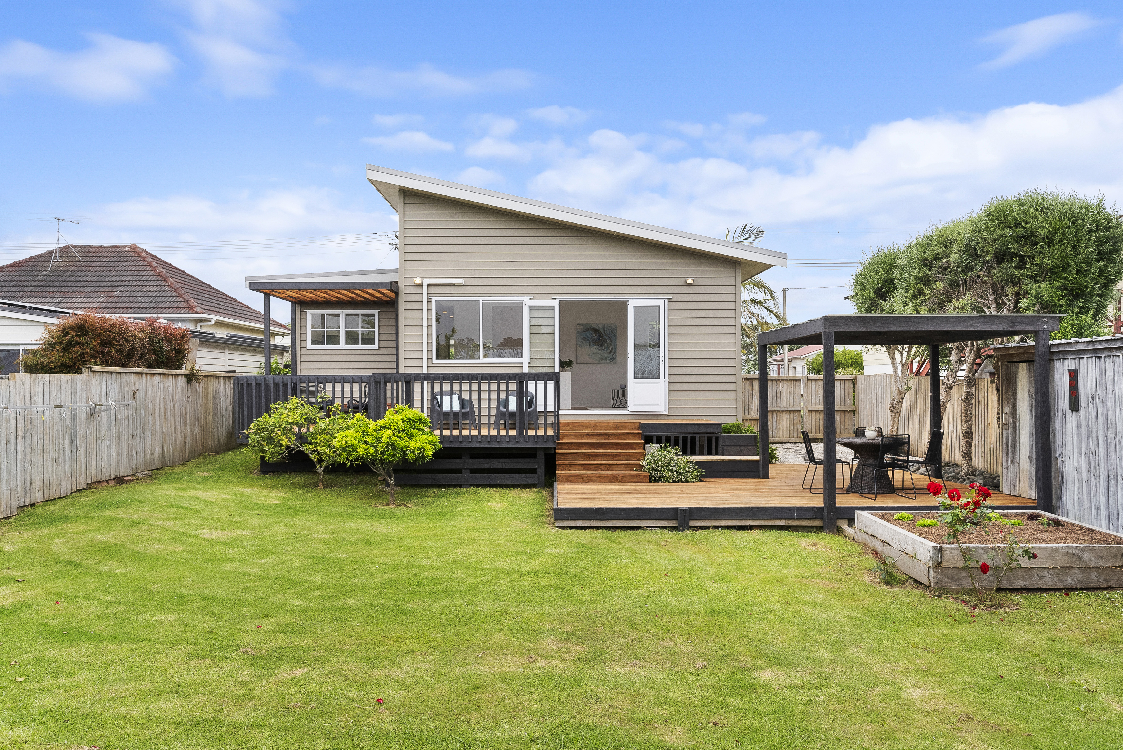 64 Beach Haven Road, Beach Haven, Auckland - North Shore, 3 침실, 1 욕실, House