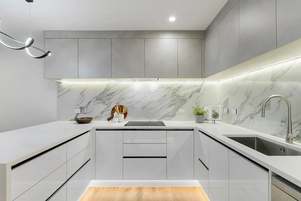 Glenfield 3Phòng ngủ MODERN HIGH SPEC TOWNHOUSE - MOTIVATED VENDOR!
