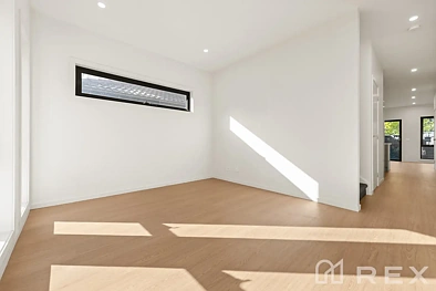 2 Shan Place, Hampton Park, VIC 3976, 3 Bedrooms, 2 Bathrooms, Townhouse