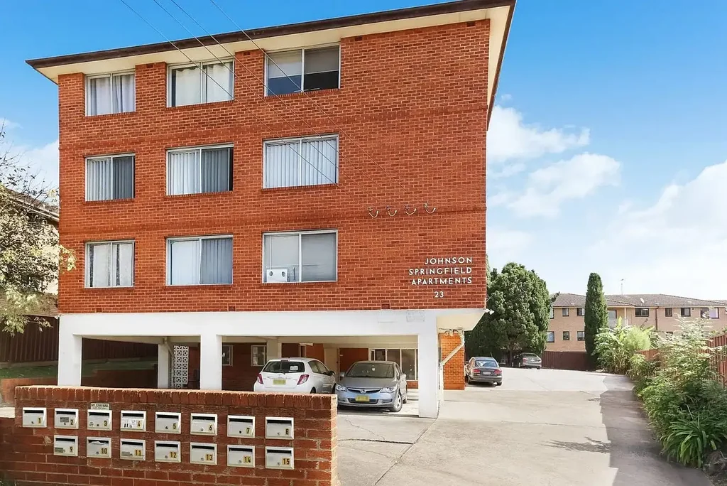 Punchbowl 1房 完美无瑕的顶层一居室，位于黄金地段 Immaculate top floor 1 bedder in prime location