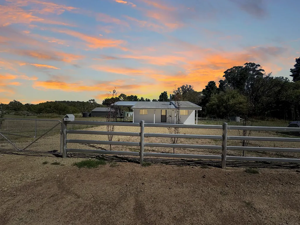11 Andersons Road, Uralla, NSW 2358