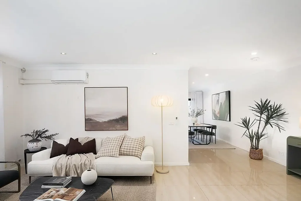 Putney 5Kwarto Water Outlook & Village Living | Five-Bedroom Torrens Title Duplex on 348.3sqm