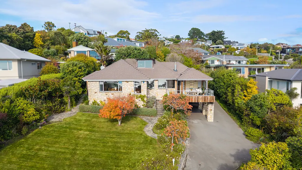 8 The Rise, Mount Pleasant, Canterbury Region